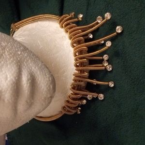 Imitation gold necklace with imitation diamonds